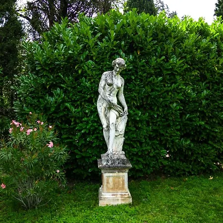 Carrara Salvadori Bed & Breakfast Grezzana
